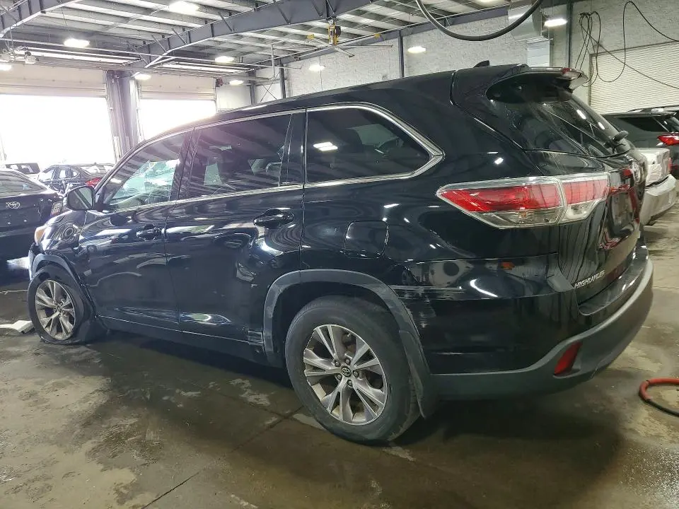 2016 TOYOTA HIGHLANDER LE PLUS  