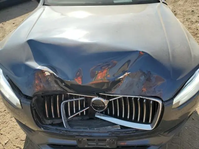 2021 VOLVO XC90 T6 MOMENTUM