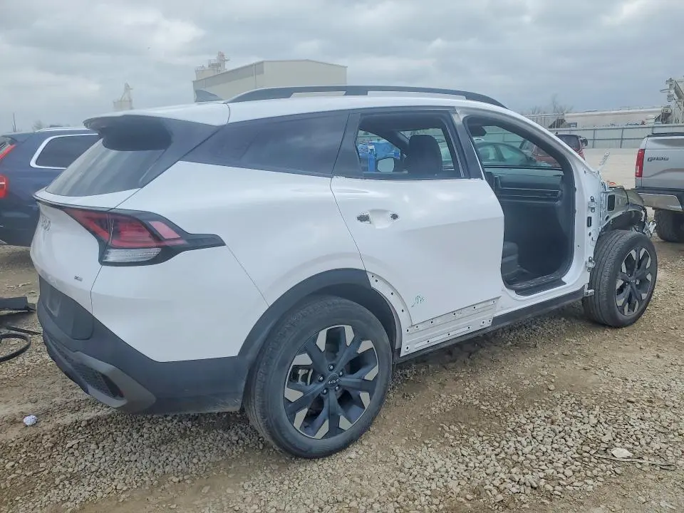 2023 KIA SPORTAGE X-LINE  