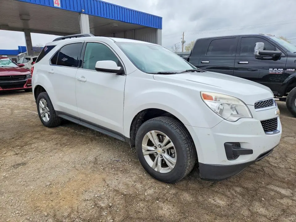 2015 CHEVROLET EQUINOX LT  