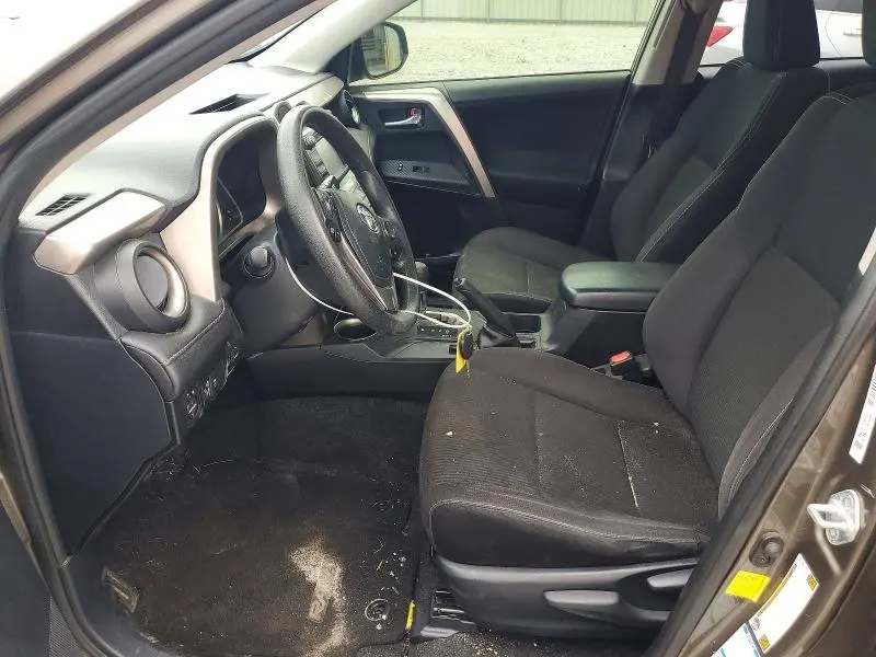 2014 TOYOTA RAV4 XLE  