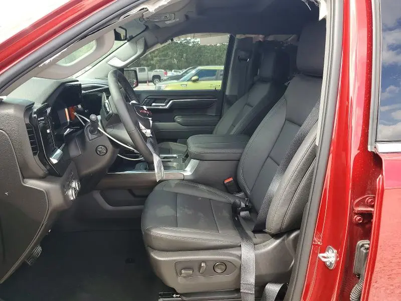 2026 GMC SIERRA K1500 SLT  
