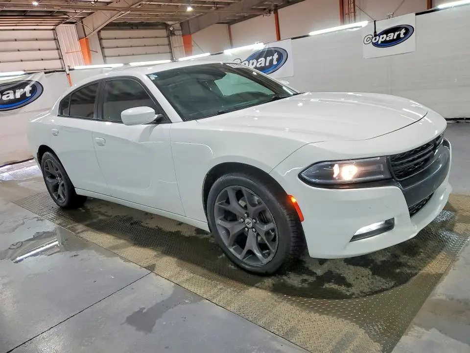 2019 DODGE CHARGER SXT  
