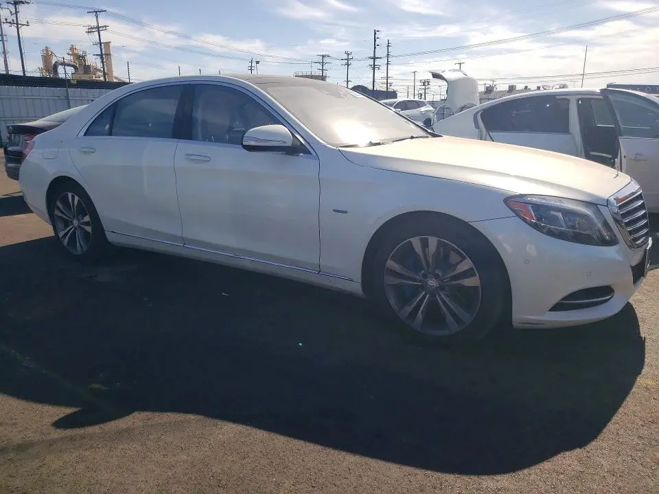 2017 MERCEDES-BENZ S 550E  