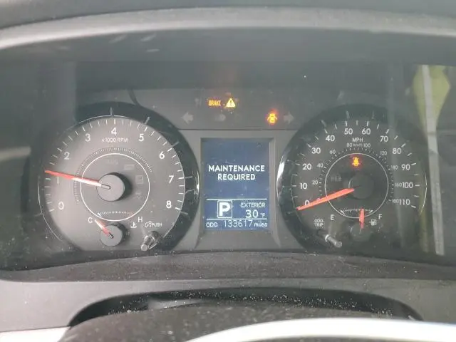 2015 TOYOTA SIENNA LE  