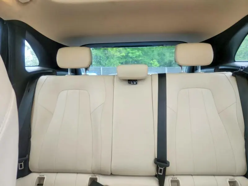 2021 MERCEDES-BENZ GLA 250 4MATIC  