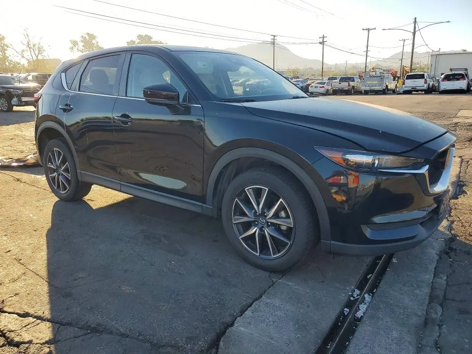 2018 MAZDA CX-5 TOURING  