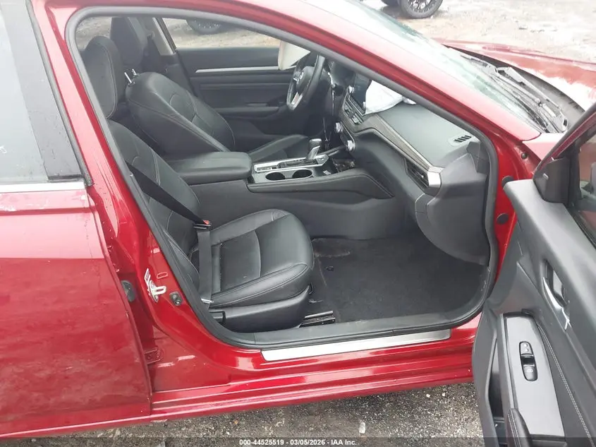 2022 NISSAN ALTIMA SL FWD