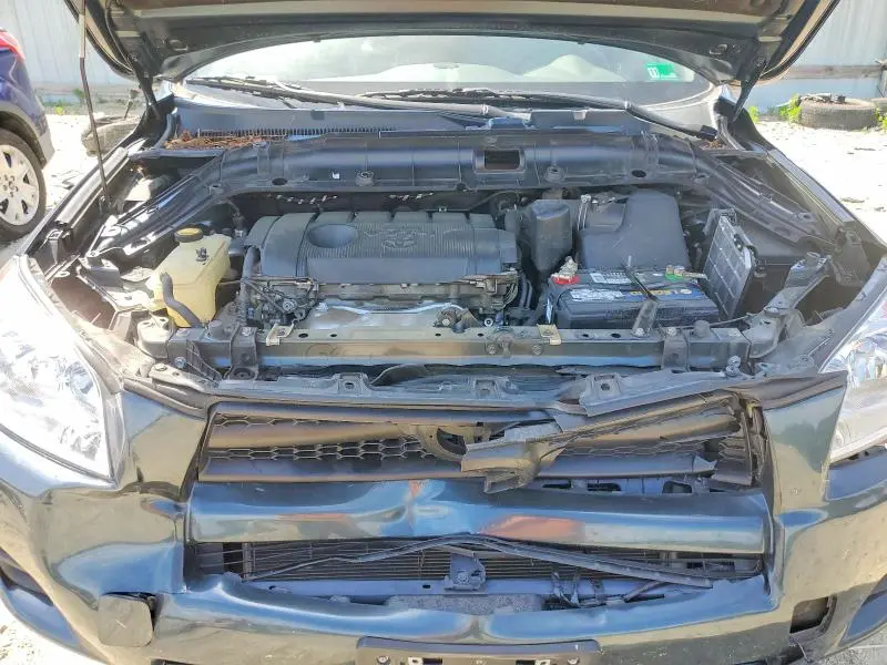 2011 TOYOTA RAV4 BASE  