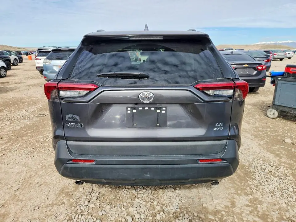 2019 TOYOTA RAV4 LE  