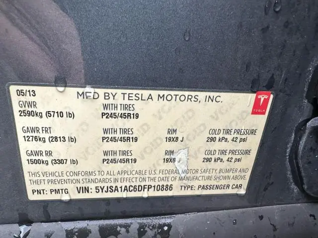 2013 TESLA MODEL S   