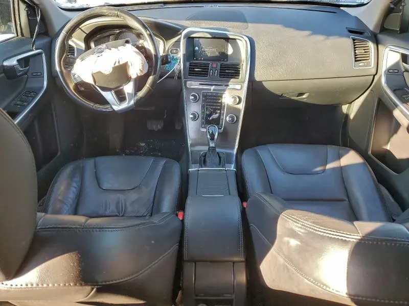 2015 VOLVO XC60 T6 PLATINUM  