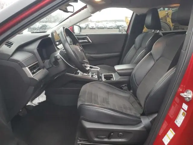 2024 MITSUBISHI OUTLANDER SE  