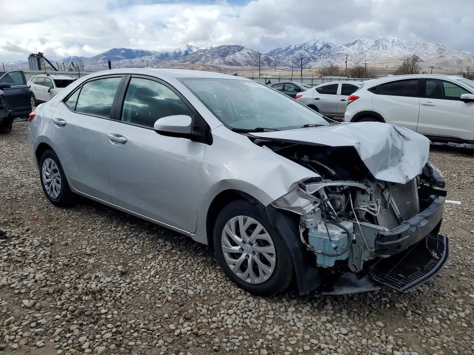 2018 TOYOTA COROLLA LE  