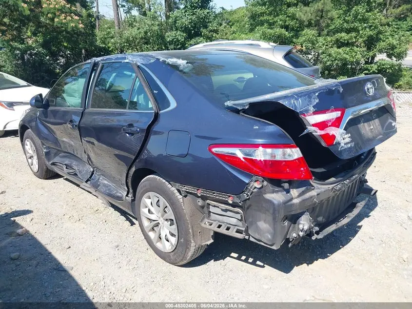 2017 TOYOTA CAMRY LE