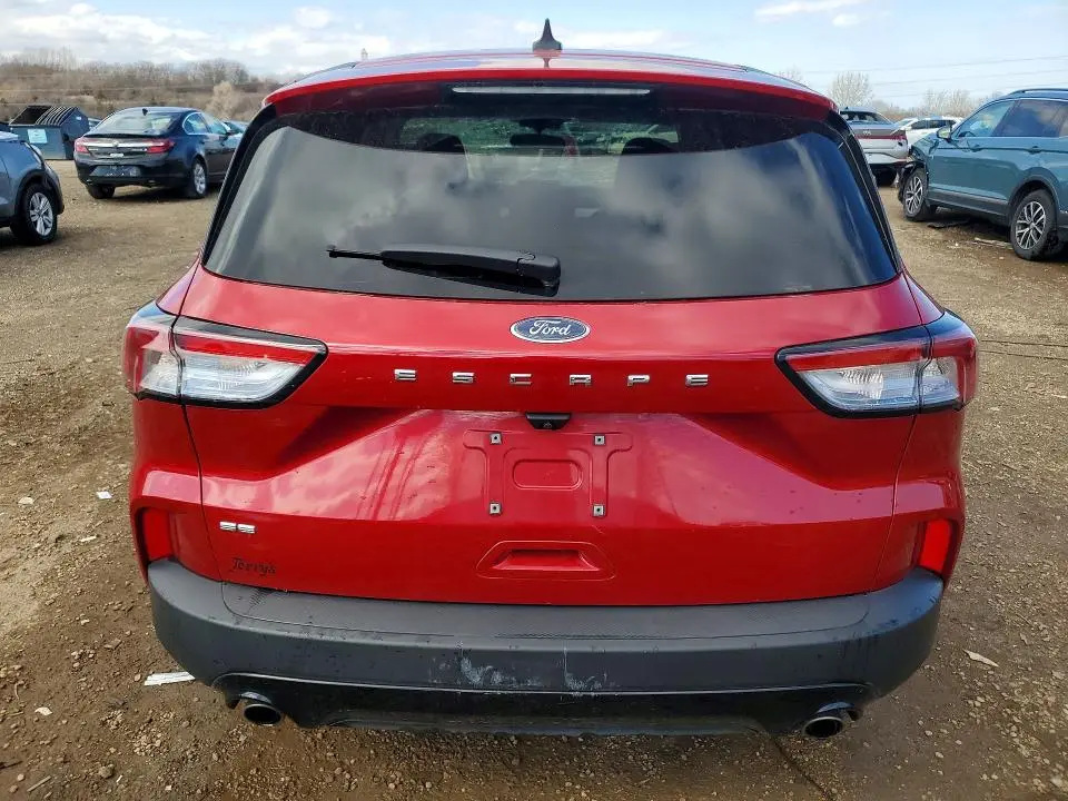2022 FORD ESCAPE SE  