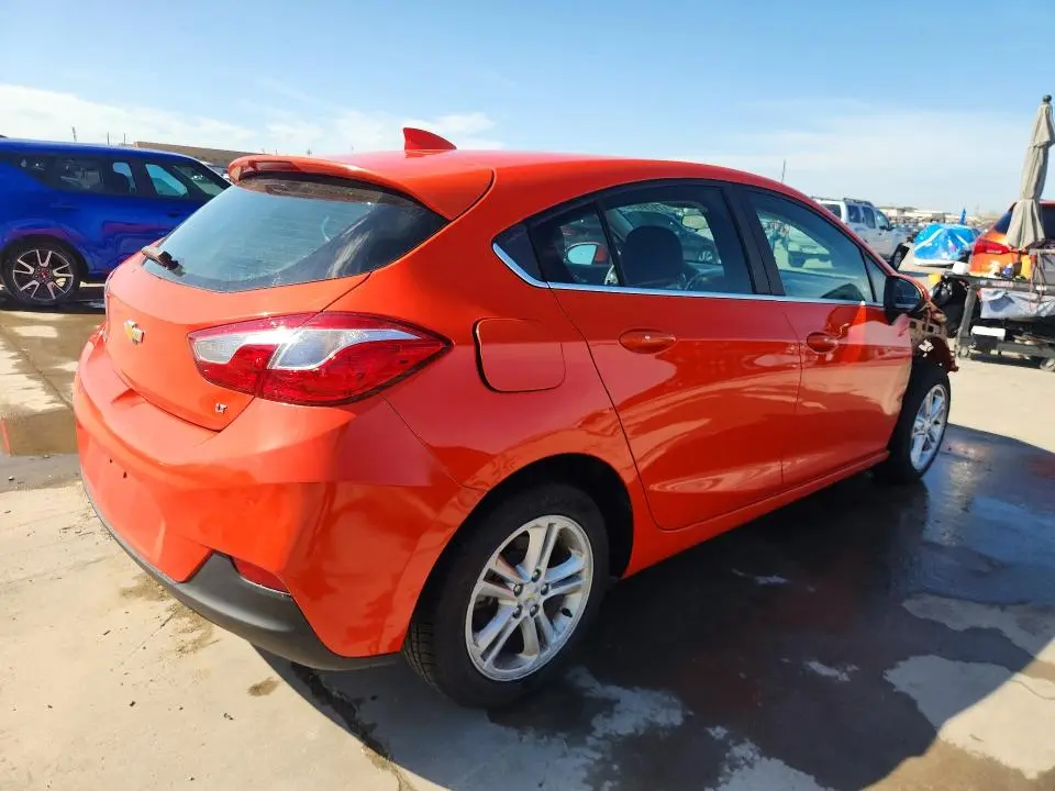 2018 CHEVROLET CRUZE LT  