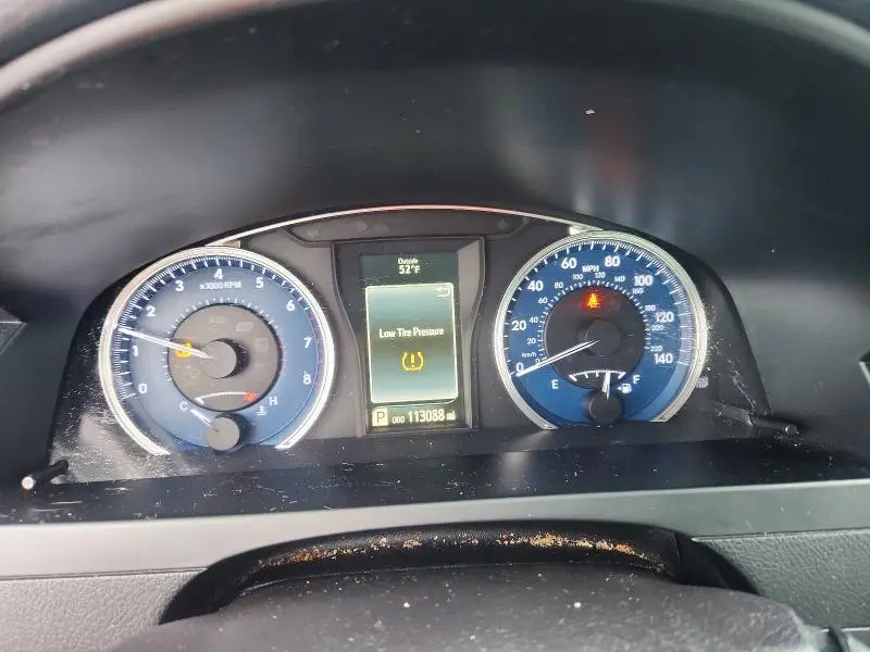 2017 TOYOTA CAMRY LE  