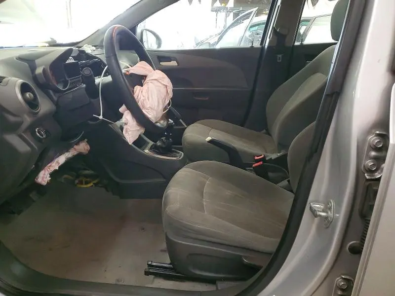 2012 CHEVROLET SONIC LT  