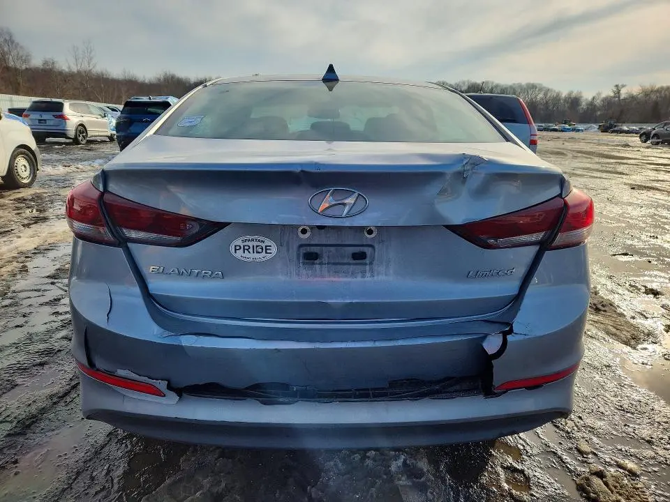 2017 HYUNDAI ELANTRA SE  