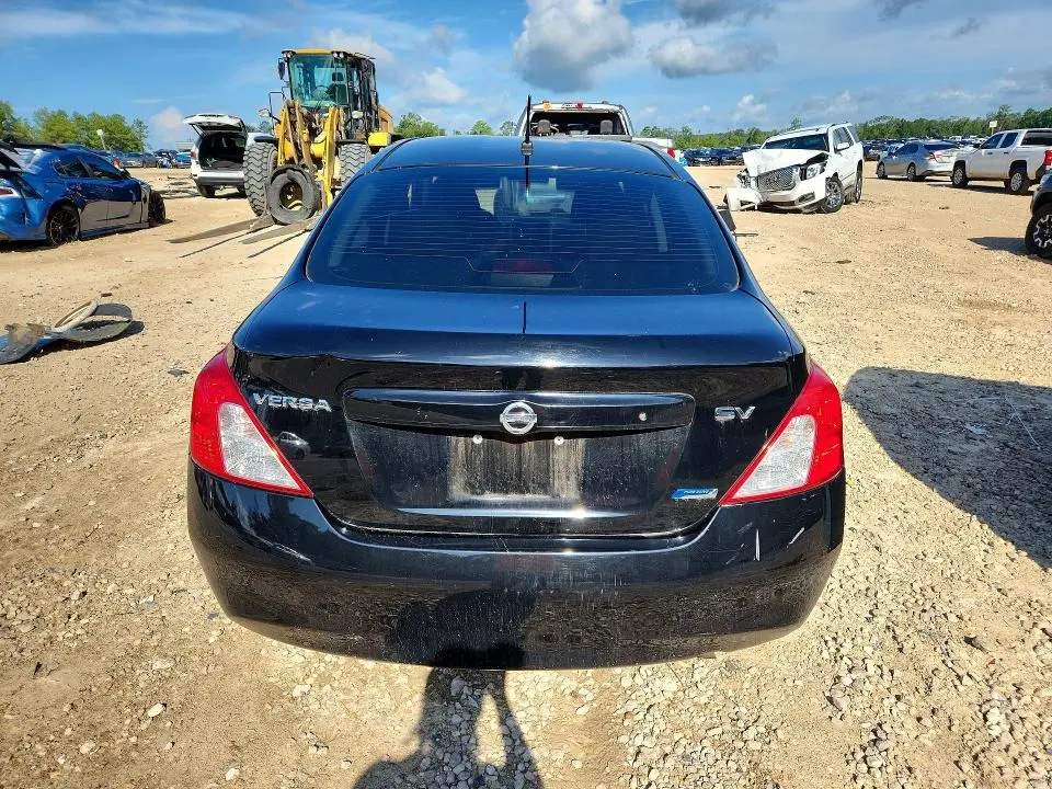 2012 NISSAN VERSA S  