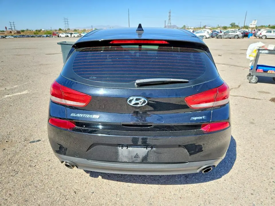 2018 HYUNDAI ELANTRA GT SPORT  