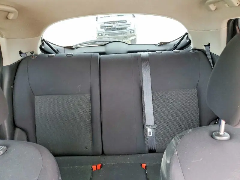 2011 NISSAN JUKE S  
