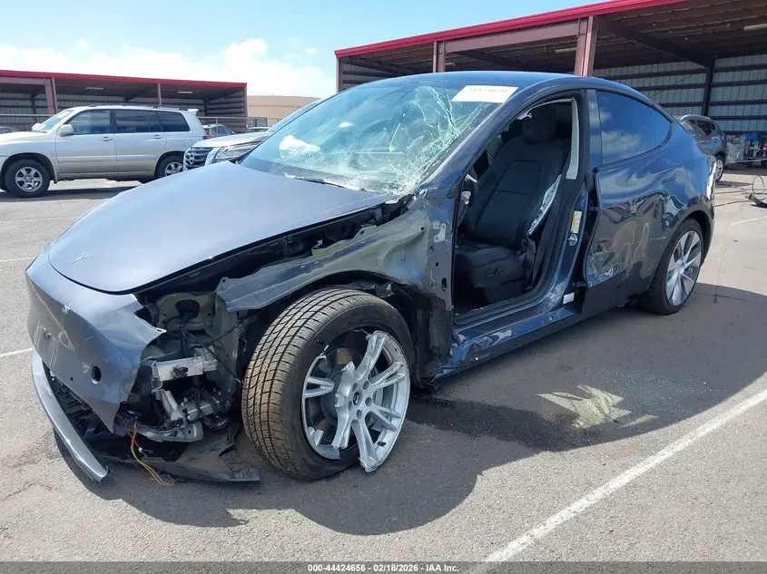 2022 TESLA MODEL Y LONG RANGE DUAL MOTOR ALL-WHEEL DRIVE