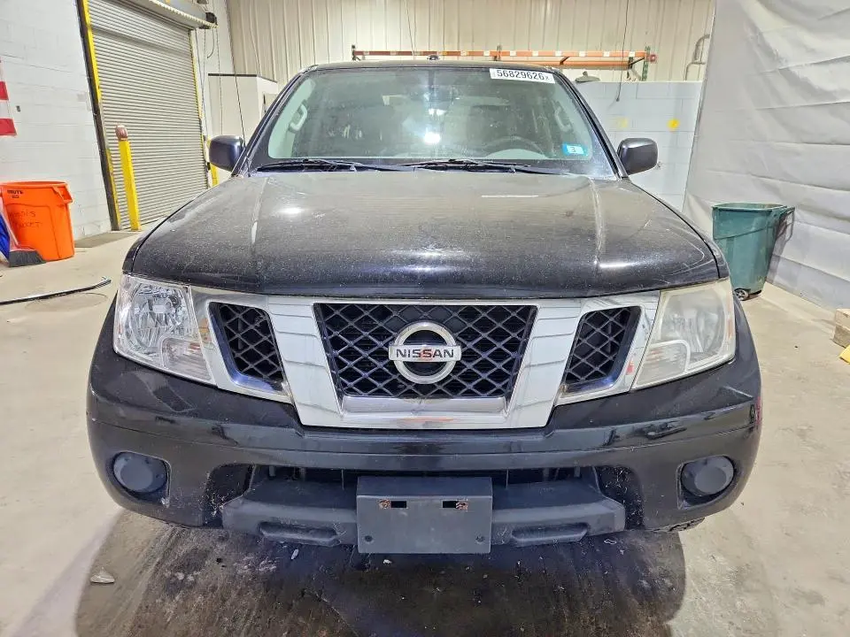 2013 NISSAN FRONTIER S  