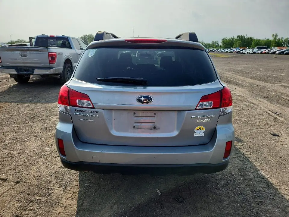 2010 SUBARU OUTBACK 2.5I PREMIUM  