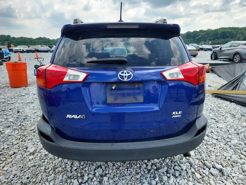 2014 TOYOTA RAV4 XLE  