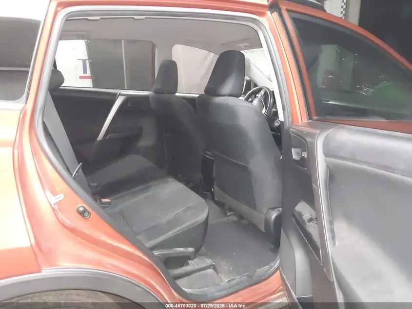 2016 TOYOTA RAV4 LE