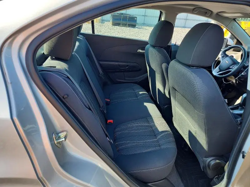 2017 CHEVROLET SONIC LT  