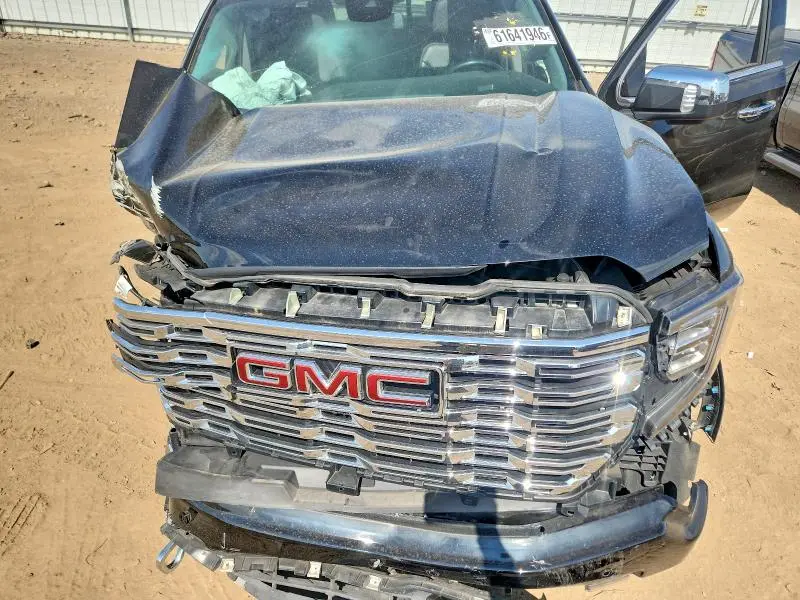 2023 GMC SIERRA K1500 DENALI  