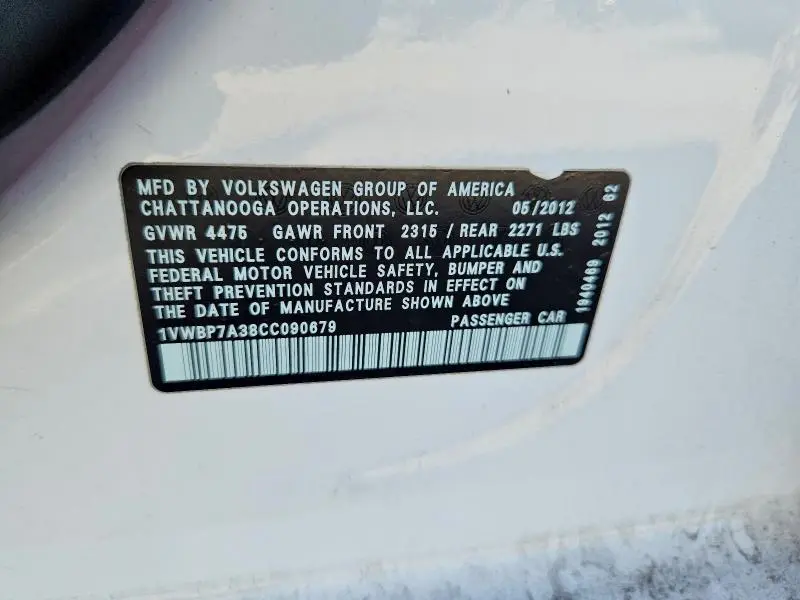2012 VOLKSWAGEN PASSAT SE  