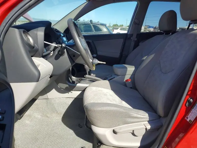 2011 TOYOTA RAV4 BASE  