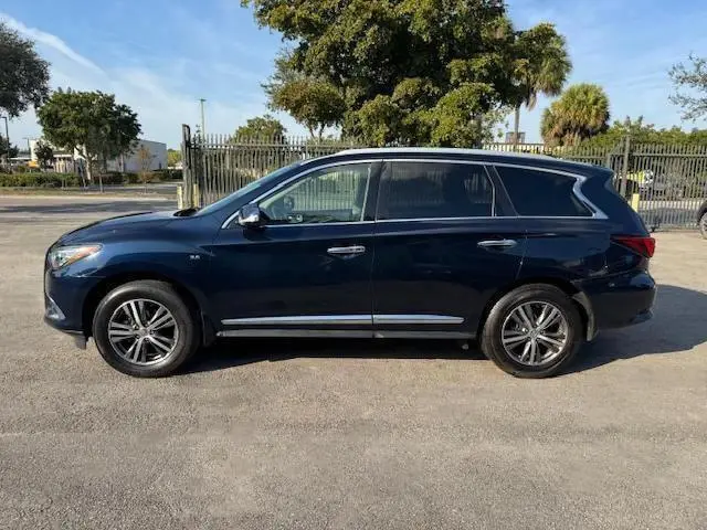 2019 INFINITI QX60 LUXE