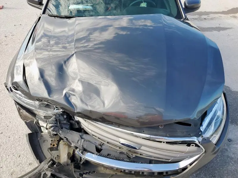 2018 FORD TAURUS SEL