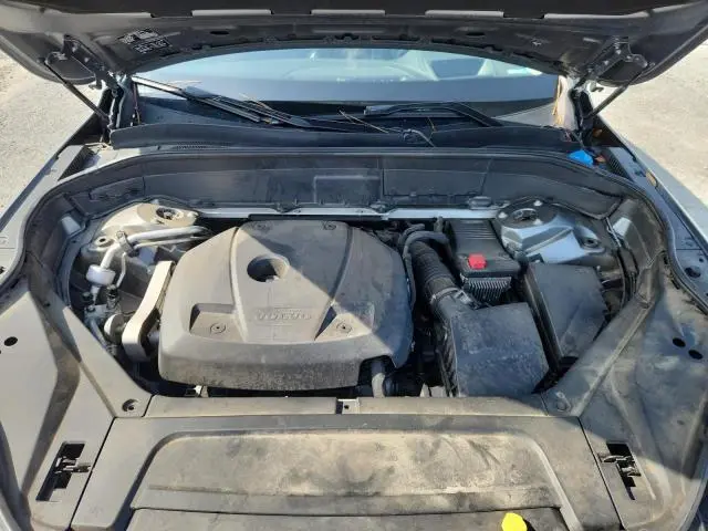 2018 VOLVO XC90 T6  