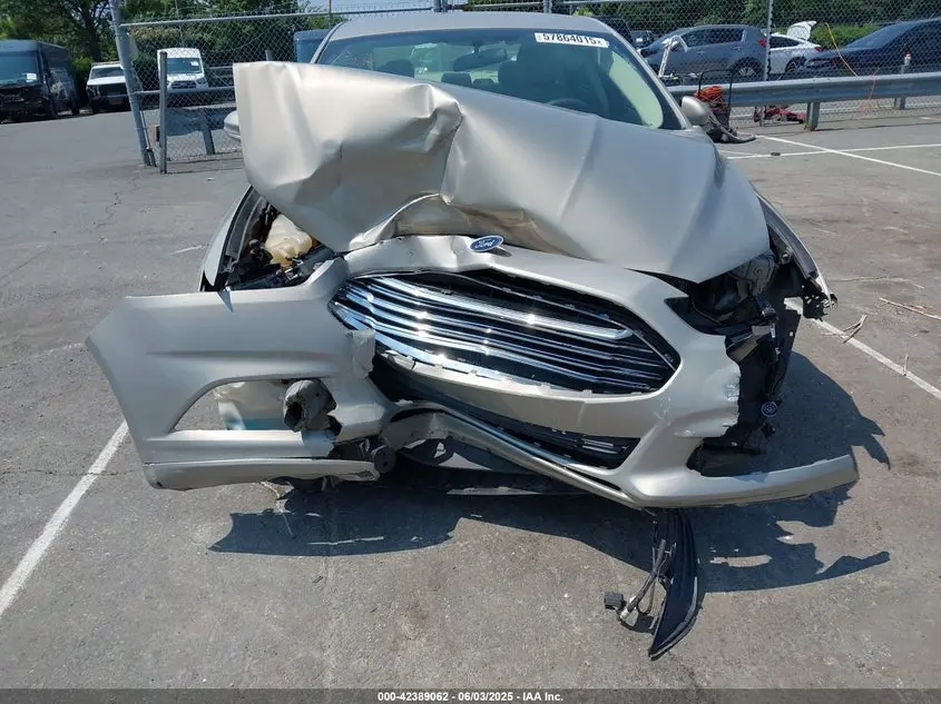 2015 FORD FUSION SE