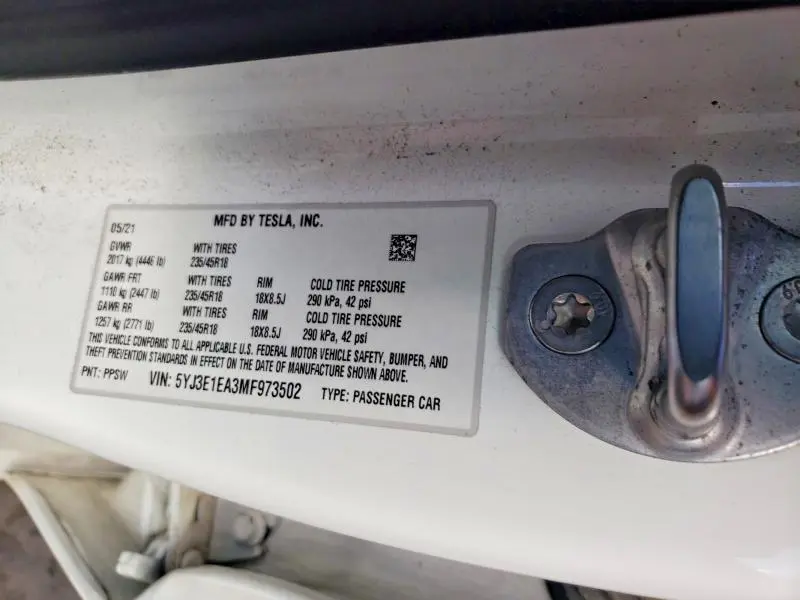 2021 TESLA MODEL 3   
