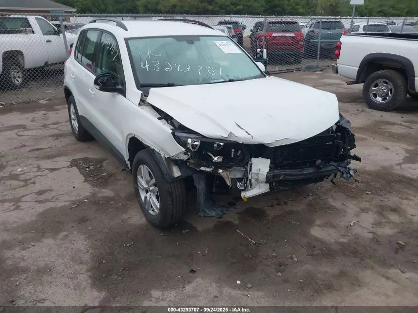 2016 VOLKSWAGEN TIGUAN S