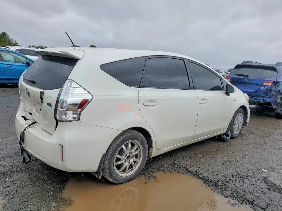 2012 TOYOTA PRIUS V THREE  
