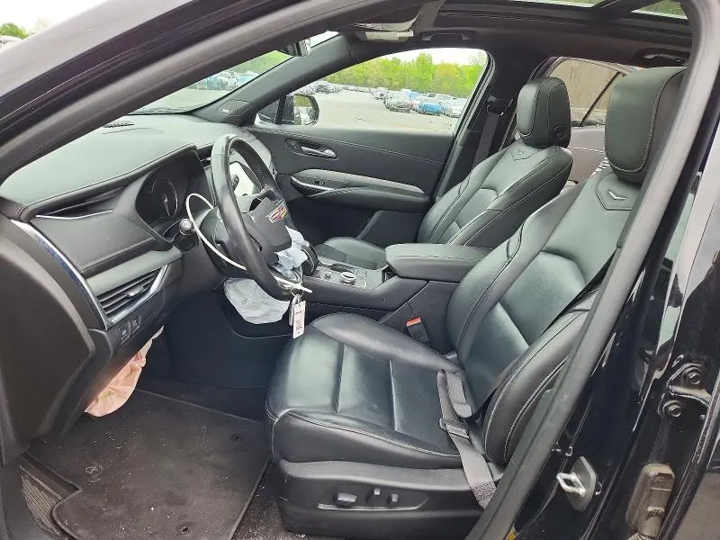 2019 CADILLAC XT4 PREMIUM LUXURY  