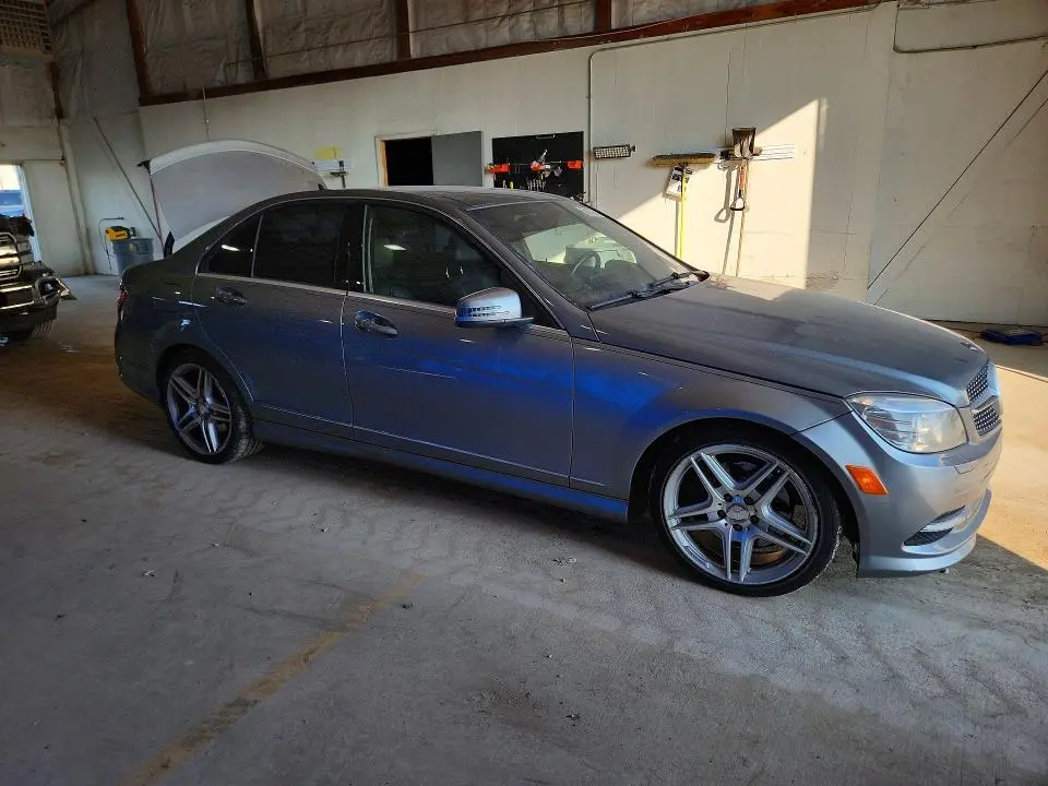 2011 MERCEDES-BENZ C 350  