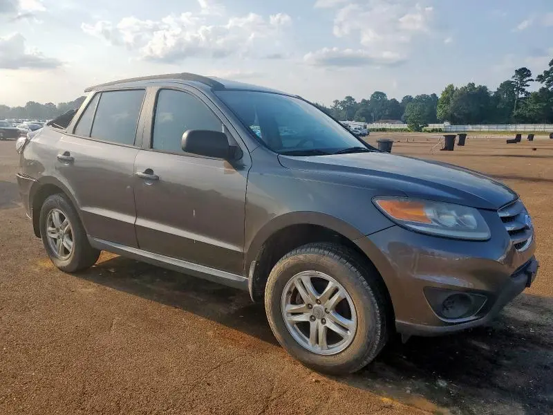 2012 HYUNDAI SANTA FE GLS  
