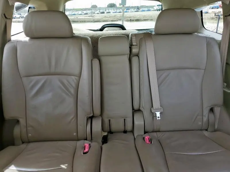 2010 TOYOTA HIGHLANDER LIMITED  
