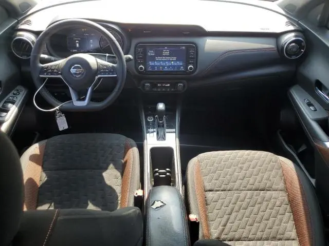 2021 NISSAN KICKS SR  