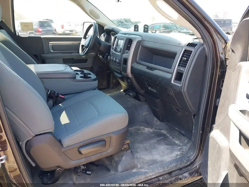 2017 RAM 1500 TRADESMAN  4X4 8' BOX