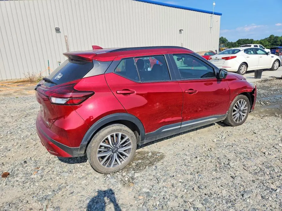 2024 NISSAN KICKS SR  